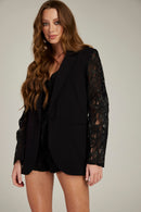 Blazer de Alfaiataria Oversized Mangas em Renda "Angelina"